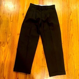 Unbranded black pleated boys size 10 dress pants w/ pockets and cuffed bottom